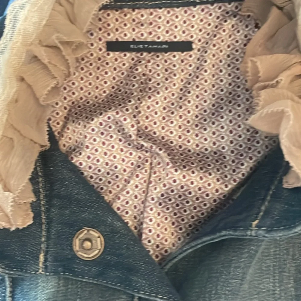 Elie Tahari Distressed  Denim Jacket w Lace Ruffled Collar M - Picture 8 of 9